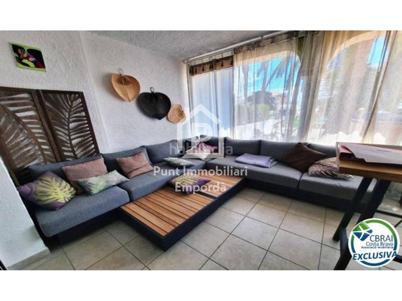 Foto 9bff5fe6-76c3-44b3-84e4-418ca420f145. Maison avec parking piscine dans Port Grec - Port Moxó Empuriabrava