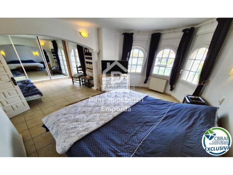 Foto e73323d2-d5fc-4a10-aa20-27998b487fa6. Maison avec parking piscine dans Port Grec - Port Moxó Empuriabrava