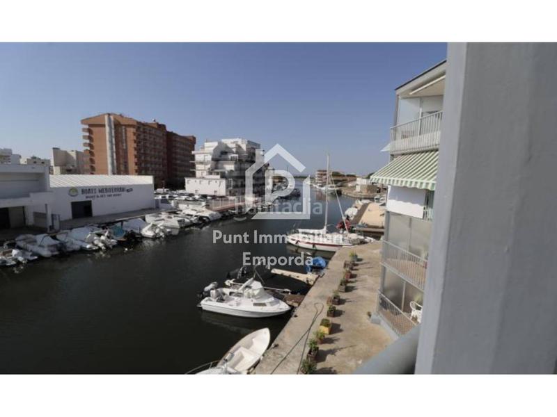 Foto 2f814f91-c86e-4fdd-a520-cee1a463d012. Etagenwohnung mit parking in Santa Margarida Roses