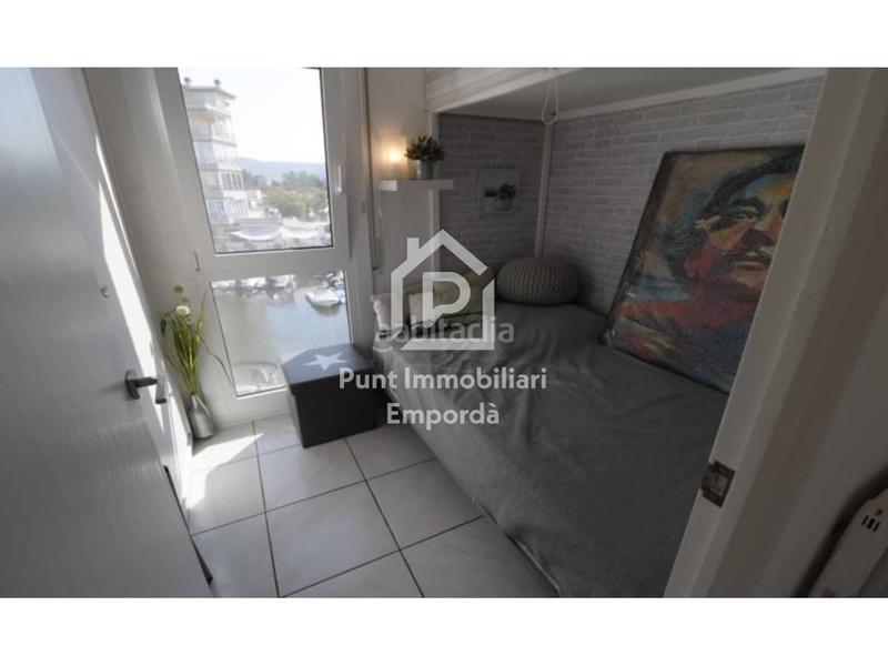 Foto e02c213a-b613-4392-85fc-3772aed47d8f. Etagenwohnung mit parking in Santa Margarida Roses