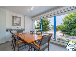 Piccolo appartamento  Figueres. Magnífico apartamento en primera línea de mar