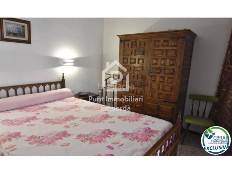 Foto 0d090b88-6e6c-422b-9f43-4b56c1346c80. Piso apartamento situado en santa margarita a 250 metros de la playa. en Roses