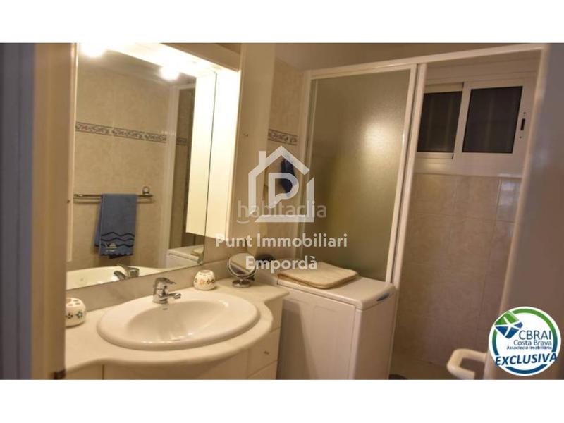 Foto 556a090c-2975-403d-9a9e-b632224747bd. Piso apartamento situado en santa margarita a 250 metros de la playa. en Roses