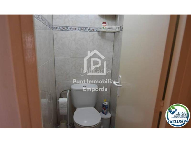 Foto 8bd74968-4ed7-4589-bfab-cae8e7a22c60. Piso apartamento situado en santa margarita a 250 metros de la playa. en Roses