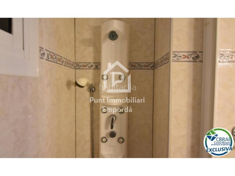 Foto d9310583-f521-4214-9835-9bb3f8d4051c. Piso apartamento situado en santa margarita a 250 metros de la playa. en Roses