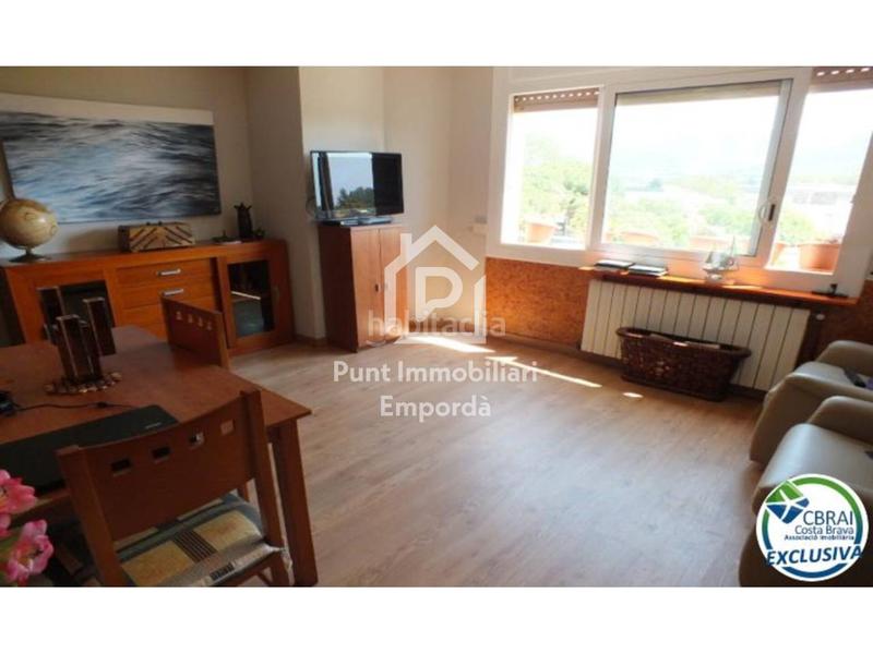 Foto 3306abd0-6b2a-4916-bdf1-e5e1be96f31f. Appartement avec chauffage dans Nord Roses