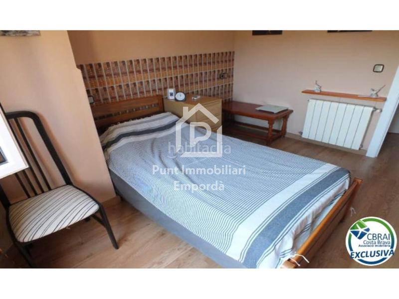 Foto af56ec12-3b74-4c39-a227-8eda848b6d1f. Appartement avec chauffage dans Nord Roses