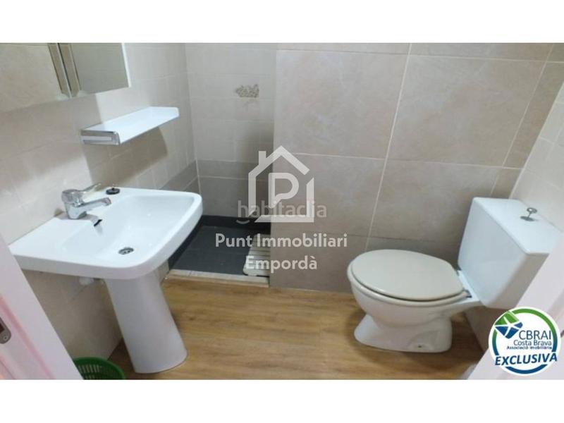 Foto d84fac35-f4d3-44b9-974f-1c23b2375958. Appartement avec chauffage dans Nord Roses