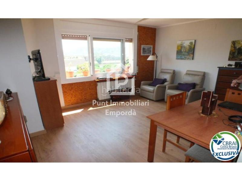 Foto f3ec46c8-da56-4a2b-879a-a0ad2378555d. Appartement avec chauffage dans Nord Roses