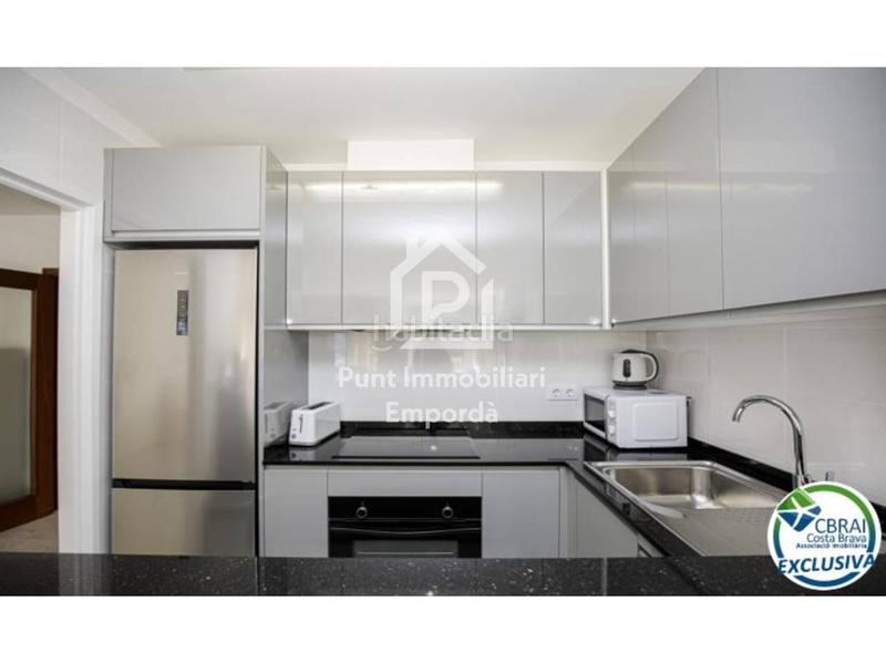 Foto 0b471150-960d-4fdc-b6ff-31276321bd75. Apartament amb calefacció a Salins - Cavall de Mar Empuriabrava