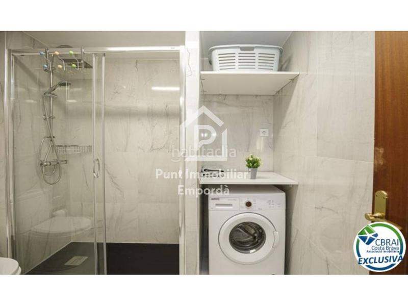 Foto c1a30ab6-9378-4987-8f27-e3349e20b3ee. Apartament amb calefacció a Salins - Cavall de Mar Empuriabrava