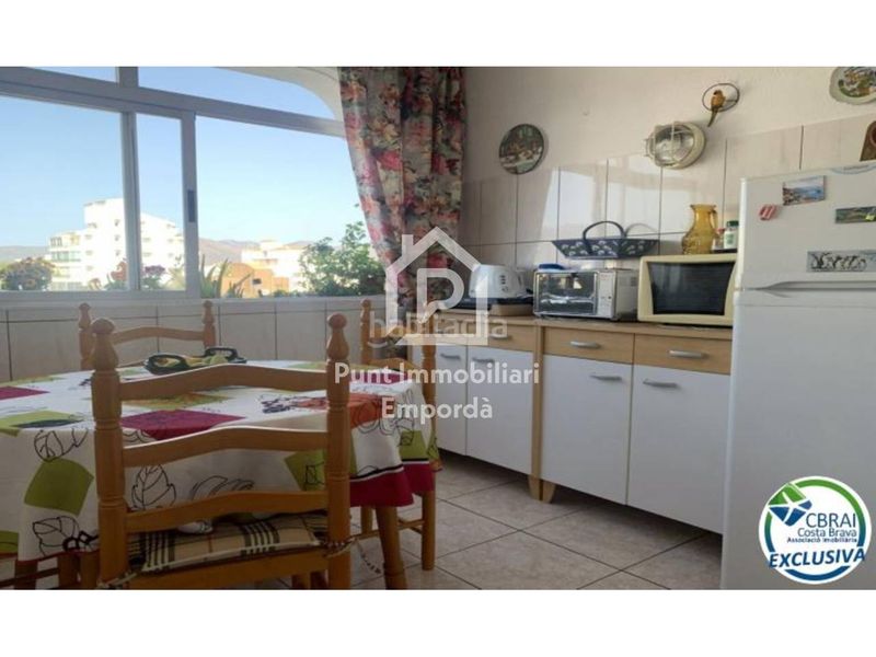 Foto 9aa3fbff-3cdf-4176-bf8c-e4aaa6288e36. Apartament amb aparcament a Santa Margarida Roses