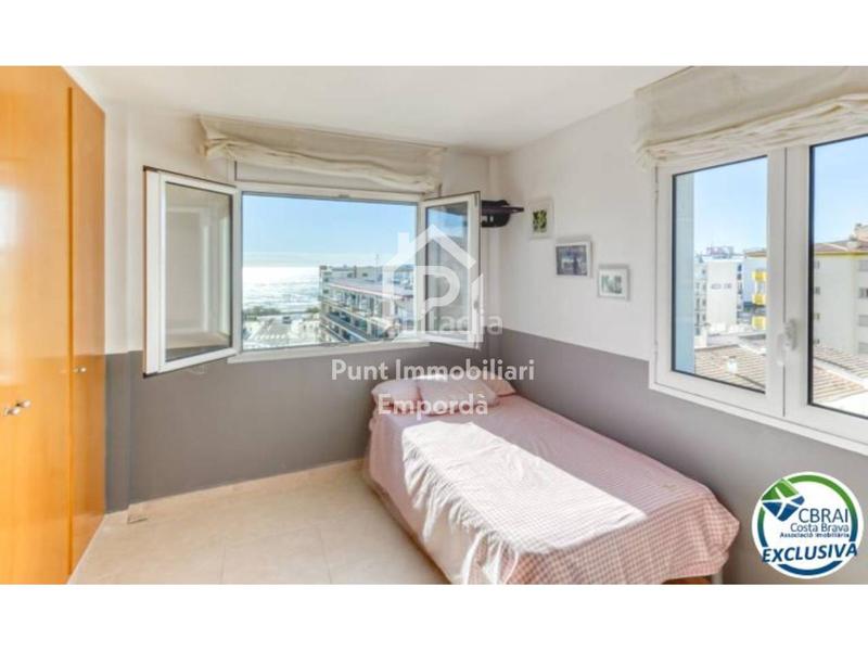 Foto 99522b84-a929-49d0-a422-0015c27e6bc9. Zweistöckige wohnung in Salatar Roses