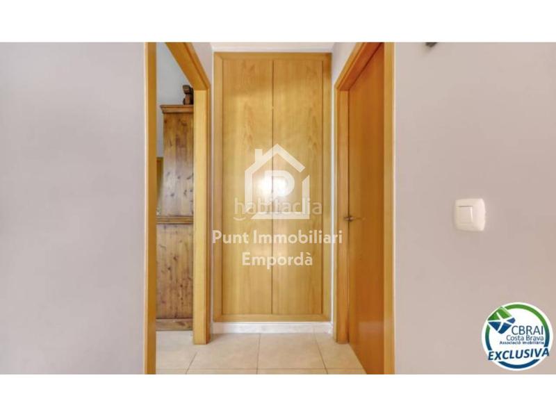 Foto ca80e5c3-52d9-40de-9a87-23e298ded52b. Zweistöckige wohnung in Salatar Roses