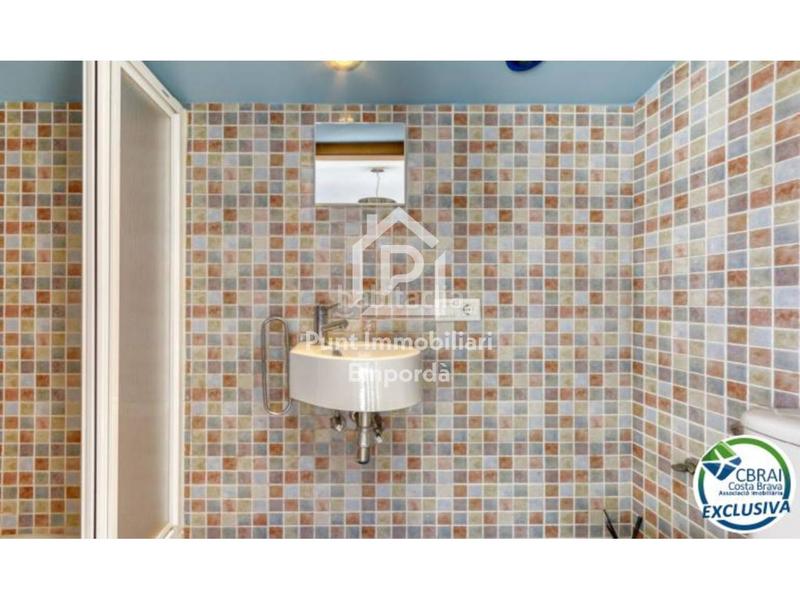 Foto eafc127e-1c92-4849-a5a5-6da294f311f4. Zweistöckige wohnung in Salatar Roses