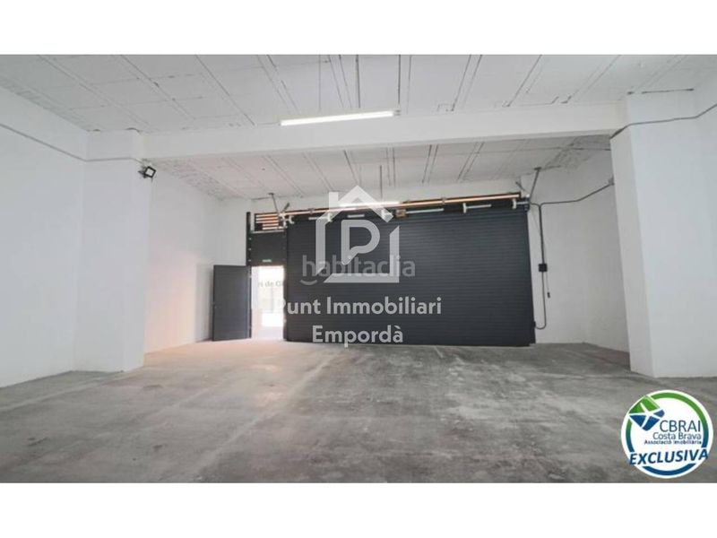 Foto bea12843-c9dc-4ccb-8b04-518523ceee9a. Local comercial a Parc Bosc-Castell Figueres