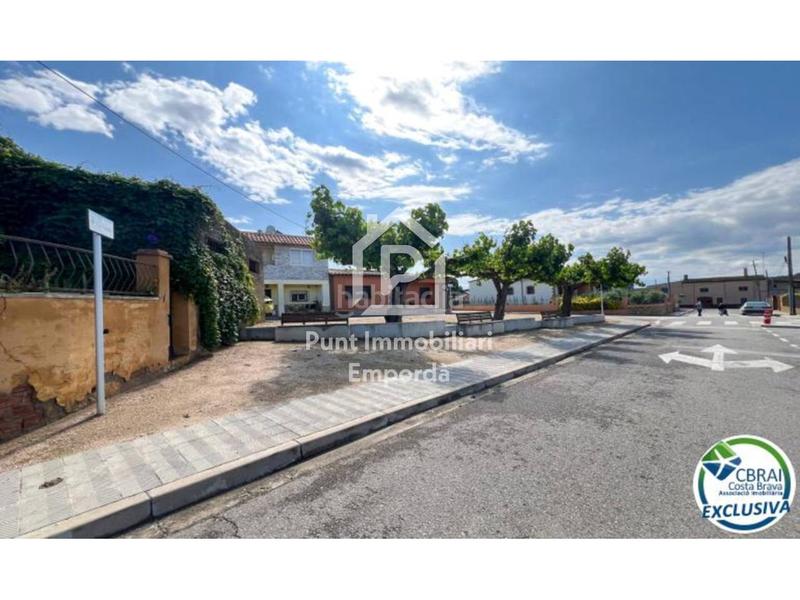 Foto 476af2bb-8145-470a-b704-33754e6842f2. Terreny residencial a Sant Miquel de Fluvià