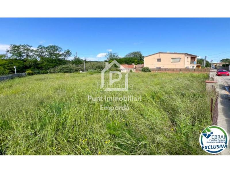 Foto 571bc297-6985-487a-8dd1-aeb8cd933c15. Terreny residencial a Sant Miquel de Fluvià