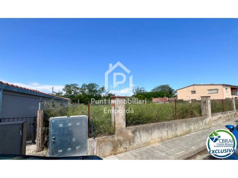 Foto b8d86ccd-330e-420a-8255-a3db6d8a8bda. Terreny residencial a Sant Miquel de Fluvià