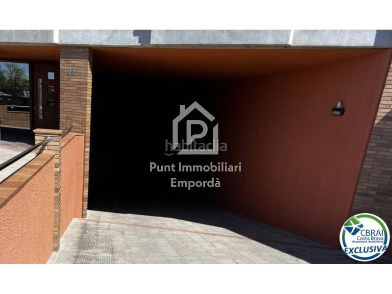 Foto 024e57ae-c874-4632-9d2c-544e3050ffbd. Parking voiture dans Poble Nou-Olivar Gran Figueres