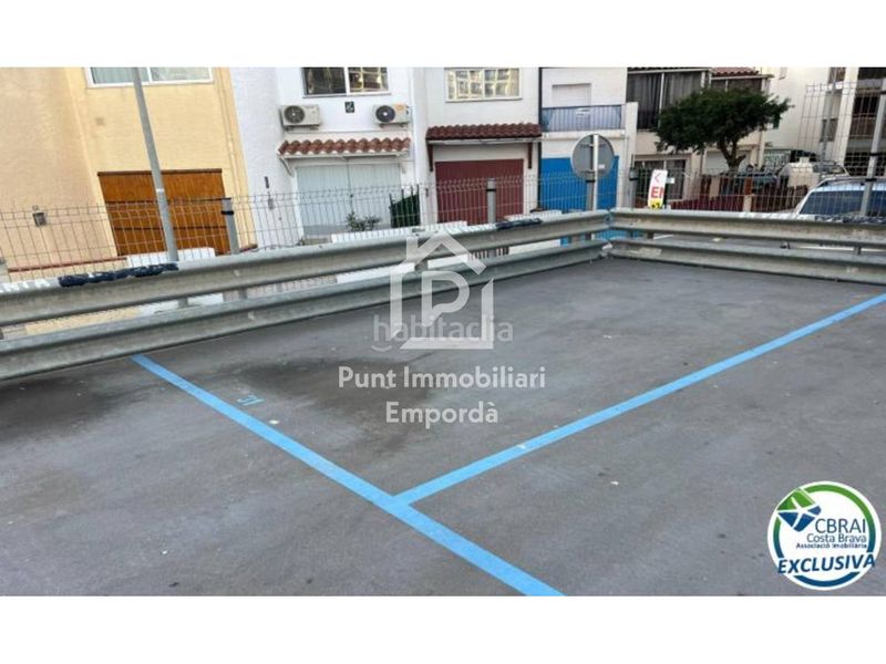 Foto 1a9c0e2d-0aa5-4cbb-8360-55e3004fbdd5. Aparcament cotxe a Muga - Gran Reserva - Badia Empuriabrava