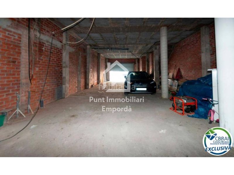 Foto 40b683dc-cb61-4031-9490-ba402268c613. Local comercial a Centre Roses