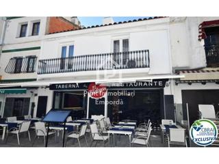 Local commercial  Joan badosa. Restaurante local en el casco antiguo de roses