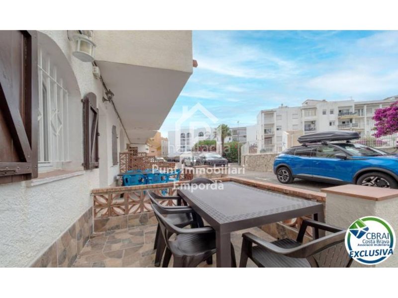 Foto 257d75d9-fe50-48ab-b11c-054c705d834d. Apartament amb aparcament piscina a Salins - Cavall de Mar Empuriabrava