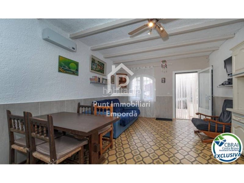 Foto 304fa33c-61bc-4b60-ae22-c4417f4a7f79. Apartament amb aparcament piscina a Salins - Cavall de Mar Empuriabrava