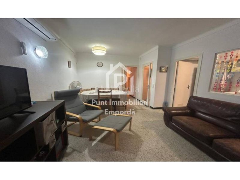 Foto f6444caf-6d5e-4488-969b-797ec545a8e4. Apartament amb aparcament a Santa Margarida Roses