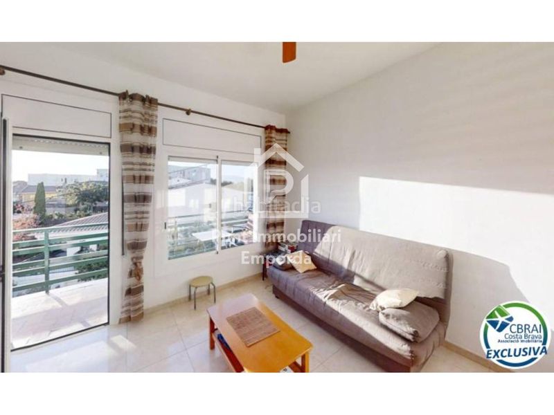 Foto ed8ea012-1bca-452b-bce9-9730451db0dd. Apartament amb aparcament piscina a Els Grecs-Mas Oliva Roses