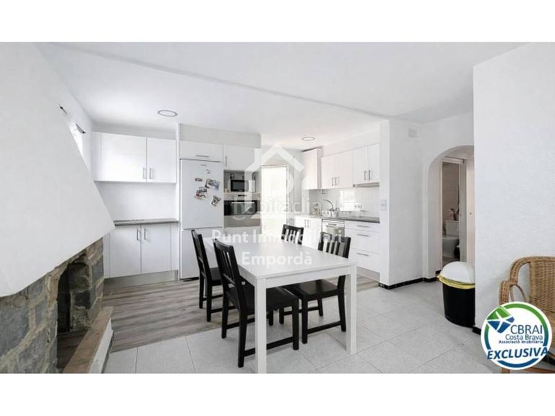 Foto 1e5999c9-ea97-4da9-b21e-6f8799f5ad12. Casa amb aparcament a Carlit - Montseny Empuriabrava