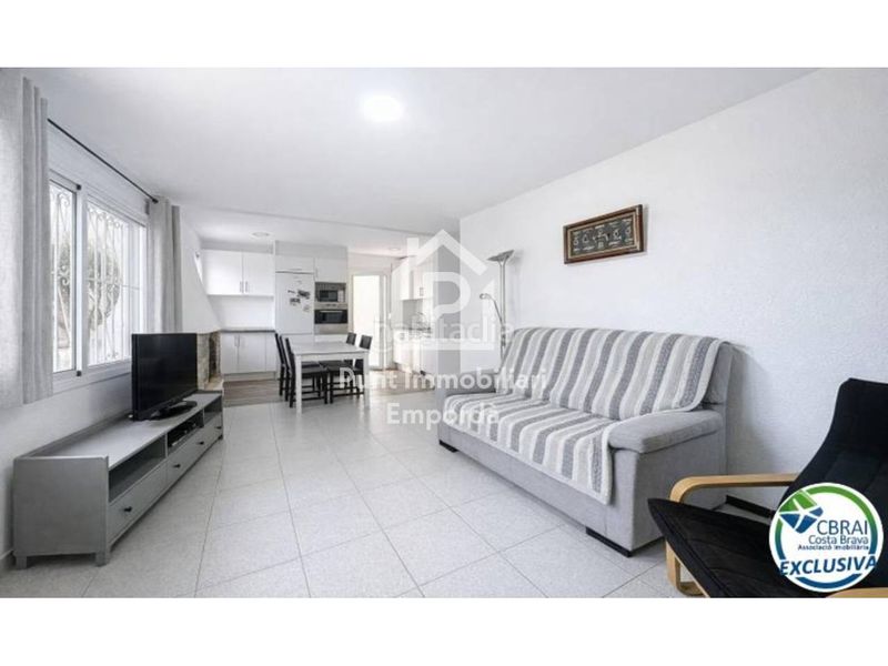 Foto 74dbfd9d-ede3-400a-a52e-0f39ddc8ff05. Casa amb aparcament a Carlit - Montseny Empuriabrava