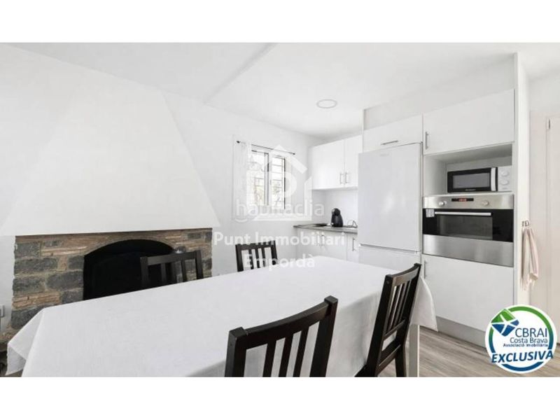 Foto d6e75317-2b8e-4043-ae4e-4ba04de8cd03. Casa amb aparcament a Carlit - Montseny Empuriabrava