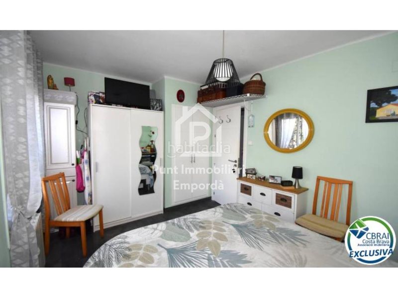 Foto da83272a-754f-415d-9e28-df6e217b541d. Apartament amb calefacció aparcament a Centre Roses