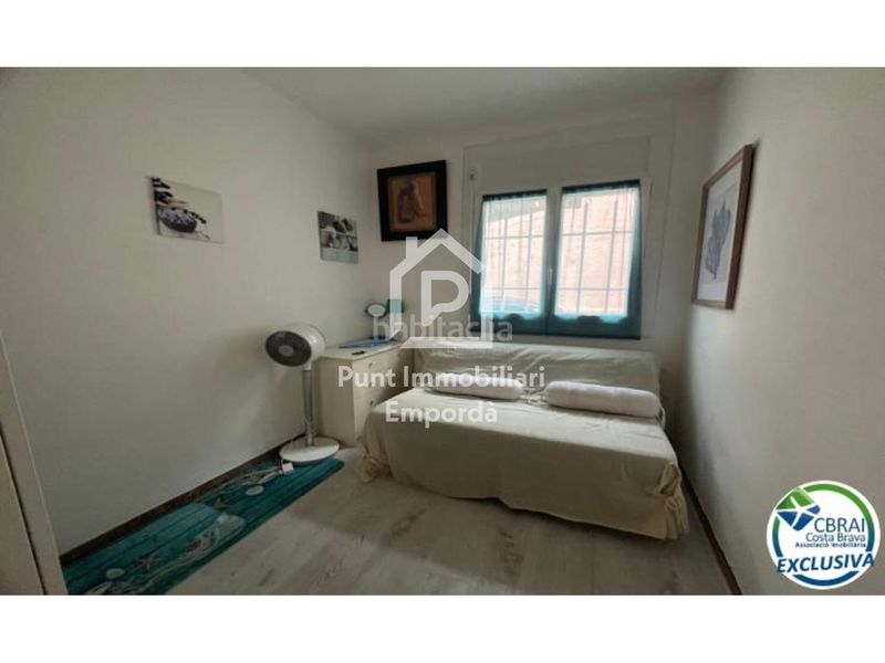 Foto 06b55a20-fdca-4fe1-8823-b9104eb4ec6a. Apartament amb aparcament a Puig Rom-Canyelles-Almadrava Roses