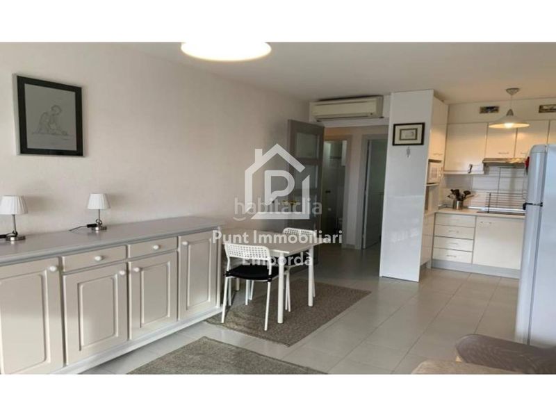 Foto b02368bc-3fd8-45b3-bfa3-5803c3c7b4dd. Piso magnífico piso a 200 m de la playa con licencia turística en Roses