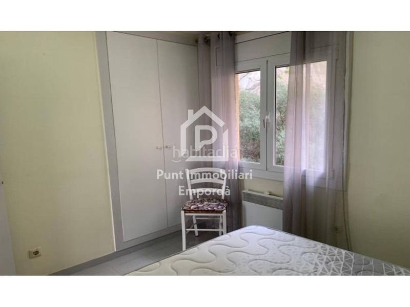 Foto eeb8dfe1-3142-4128-818c-bda2ace08ee6. Piso magnífico piso a 200 m de la playa con licencia turística en Roses