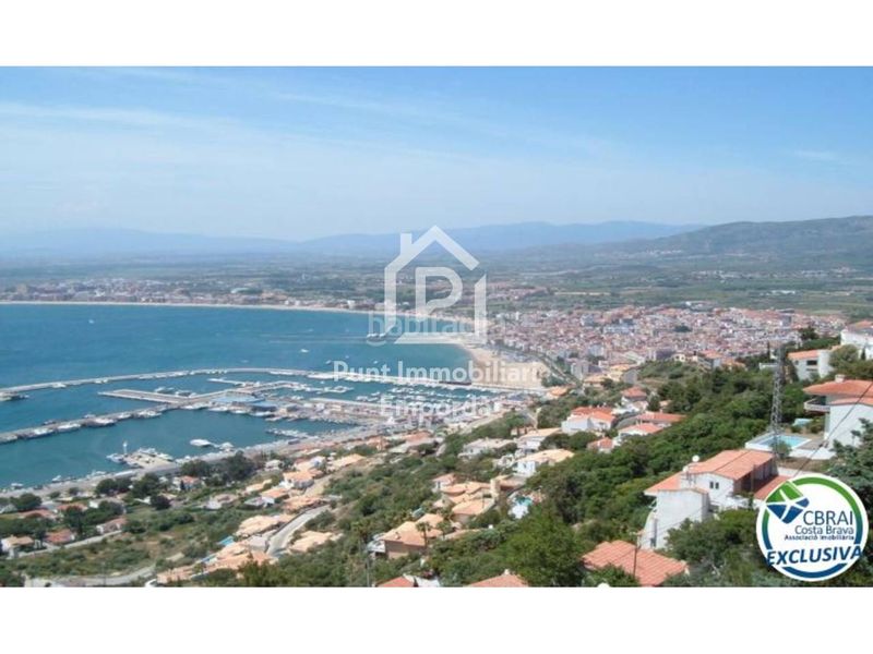 Foto 09110e4d-0bf7-4072-8fe7-12a02e32bbc6. Apartament amb calefacció aparcament a Puig Rom-Canyelles-Almadrava Roses