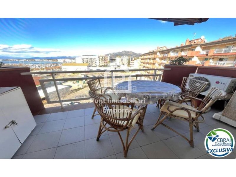 Foto a5890a90-fbf8-4eb4-a14c-12451b7b295f. Apartament amb calefacció aparcament a Puig Rom-Canyelles-Almadrava Roses