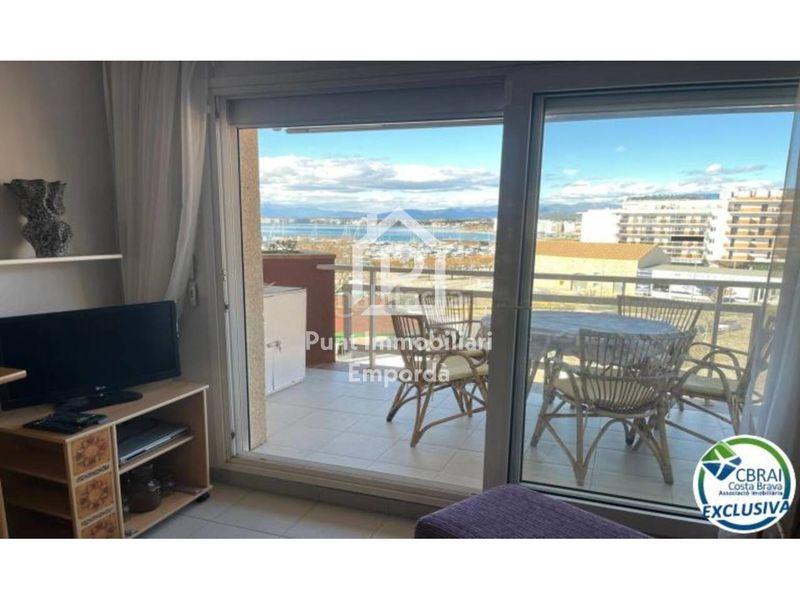 Foto e7efa3ce-cbbf-45c7-a352-ccbdcfd5a903. Apartament amb calefacció aparcament a Puig Rom-Canyelles-Almadrava Roses