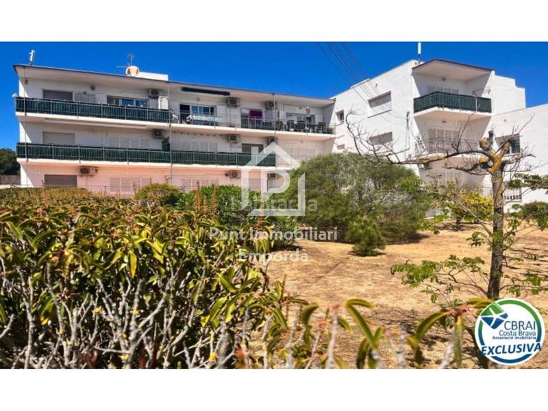 Foto 4193a4d8-9ffc-4331-b1b1-f7f97e48f6b6. Apartament amb calefacció aparcament a Nord Roses