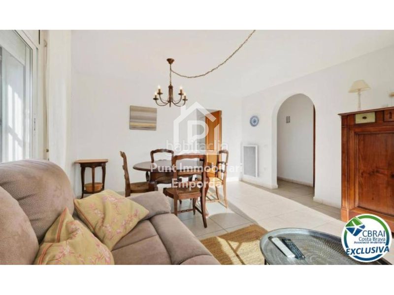 Foto a6df185c-2f9c-4c66-83bb-2b1023795c94. Apartament amb calefacció aparcament a Nord Roses