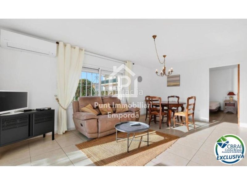 Foto b7908a0a-ea3b-4c52-8669-75b4e5354da6. Apartament amb calefacció aparcament a Nord Roses