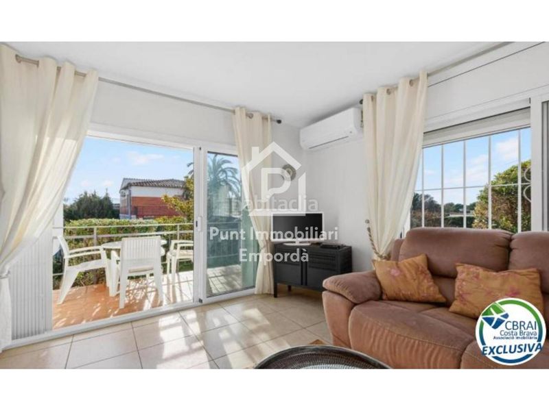 Foto daa4eae4-9aa9-4cac-a93d-a61b4d18a88d. Apartament amb calefacció aparcament a Nord Roses