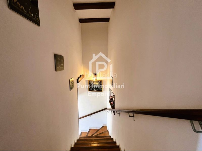 Foto 854d45a5-59cf-44c4-817b-f1046698c554. Casa amb aparcament a Biure