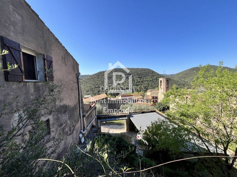 Foto bcf5b874-89f5-47b0-b1c1-a7bc0168b31c. Casa amb aparcament a Biure