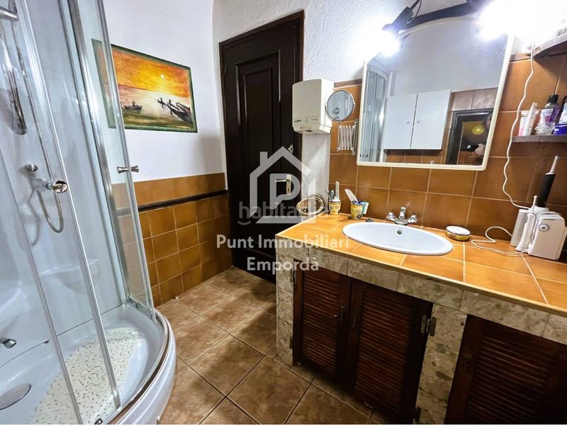 Foto d29ed224-8340-4955-8d6a-92cdaf1c5c34. Casa amb aparcament a Biure