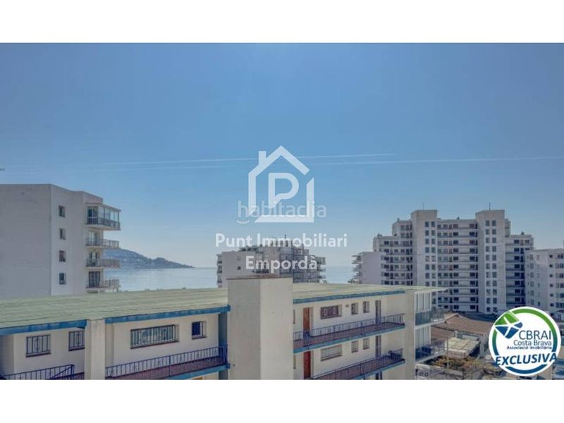 Foto 18010f33-fb17-44d1-badf-89285569e7ff. Apartament amb calefacció aparcament piscina a Santa Margarida Roses