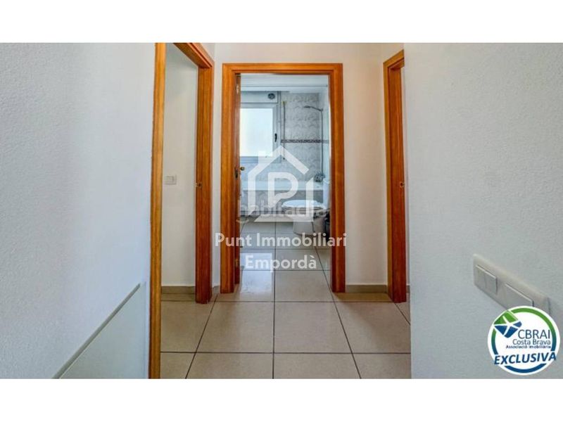 Foto 3bd66970-b018-4cee-b6bb-3b446cc1afe2. Apartament amb calefacció aparcament piscina a Santa Margarida Roses
